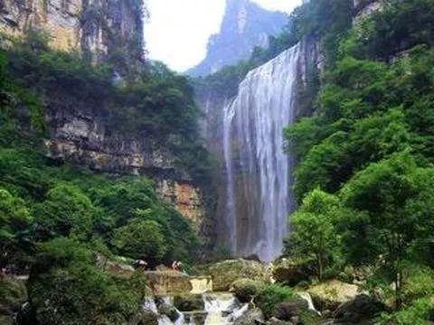 逃离黑砖房间